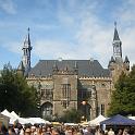 DSCF4839 Rathaus mit Markt